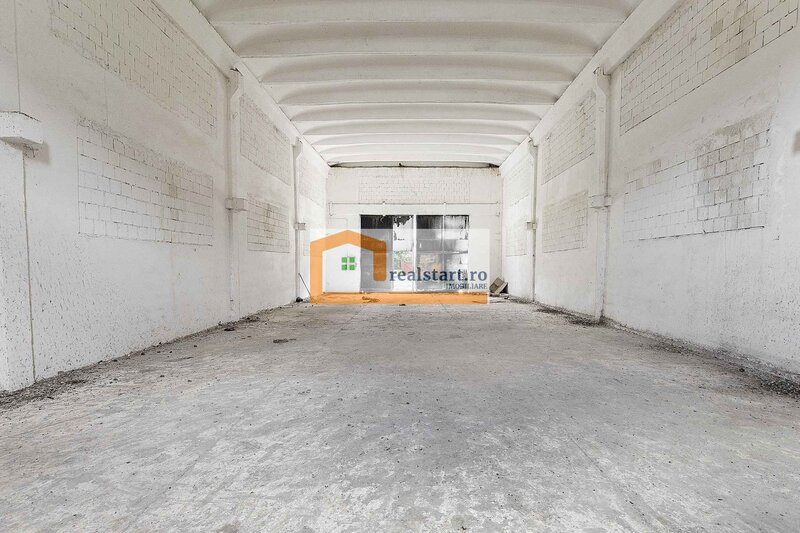 Codlea, depozite si teren 1,7 ha, 5600 mp cladiri, D 155 ml la DJ112A, acces E60.