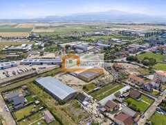 Codlea, depozite si teren 1,7 ha, 5600 mp cladiri, D 155 ml la DJ112A, acces E60